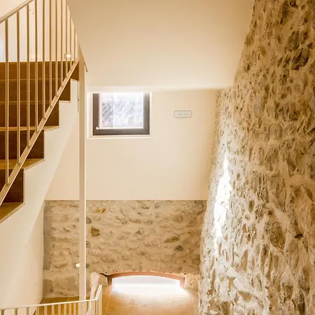Can Cintet 21Nuevo Apartamento Moderno En Besalu Exterior photo