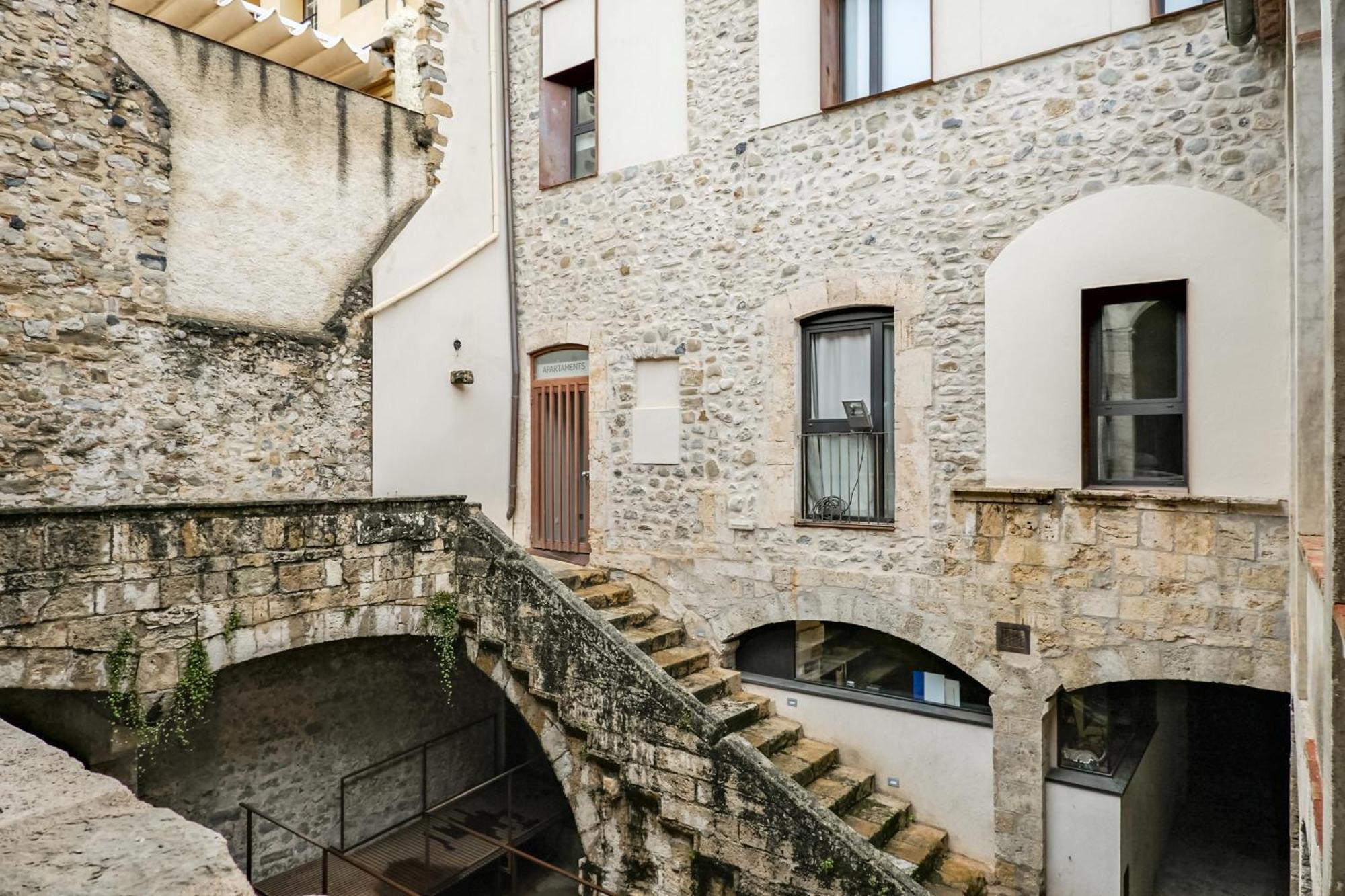 Cintet 21nuevo Moderno En Besalu